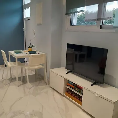 Apartment Salavantes House