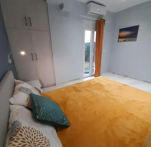 Salavantes House Daire Hanya